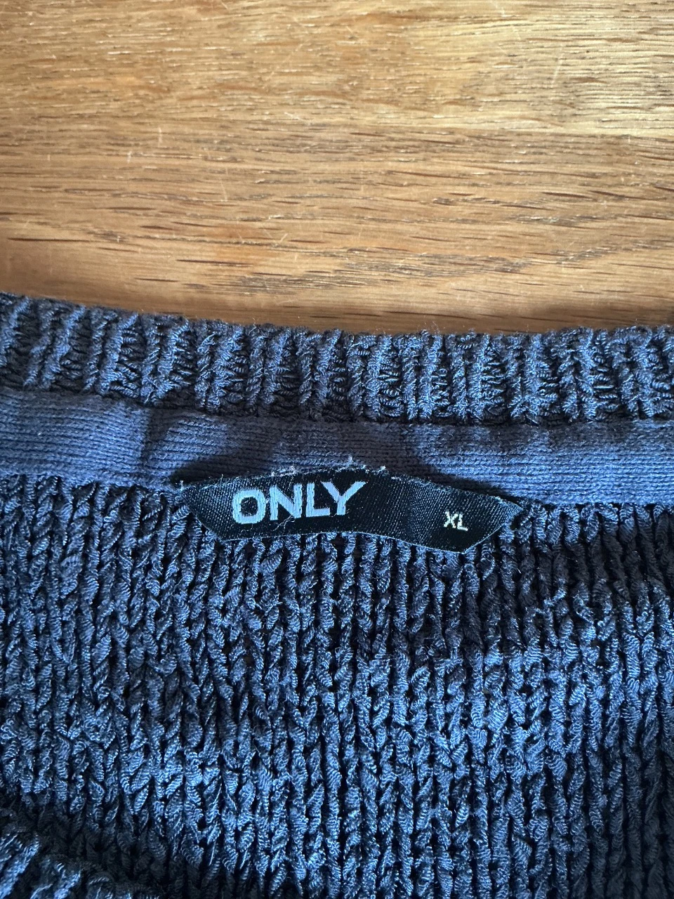 Two Only XL sweaters – photo 12